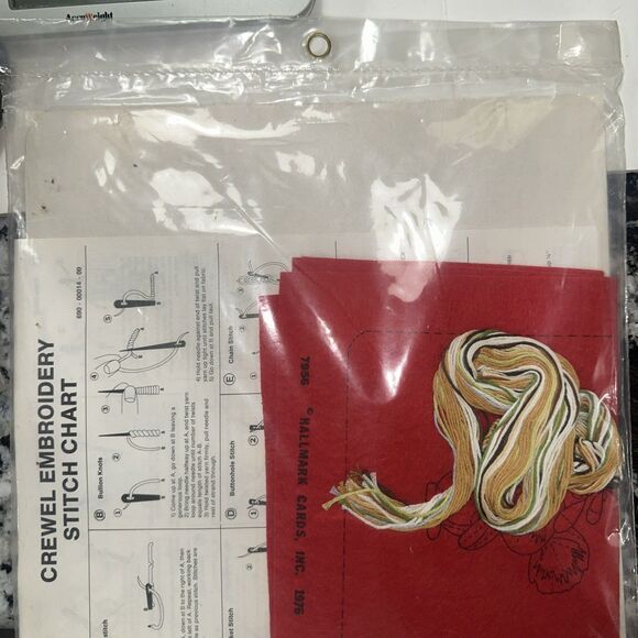 New Vintage 1976 Columbia-Minerva Crewel Idea 5x7 Koala Bear Sewing Kit - Picture 6 of 6